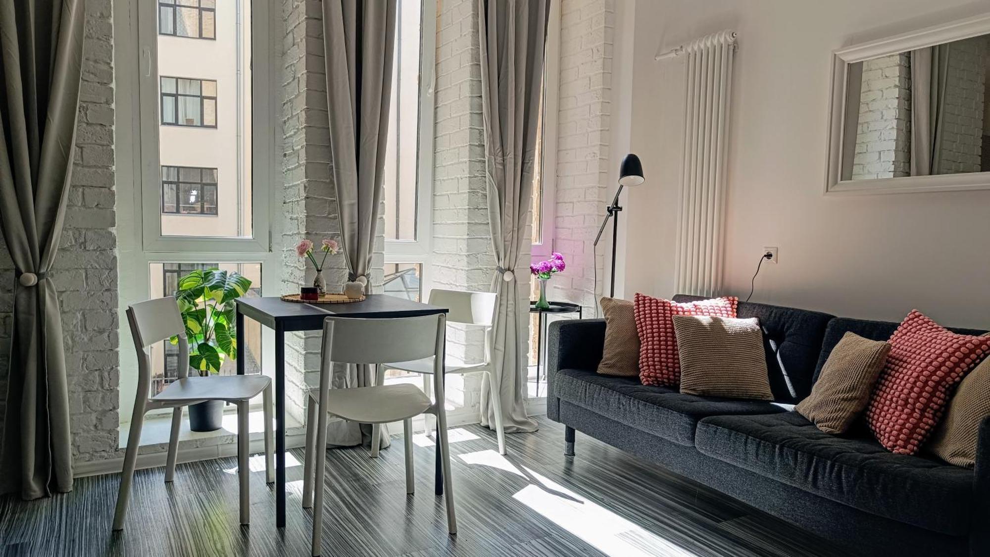 Julia Lacplesa Apartments Riga Bagian luar foto